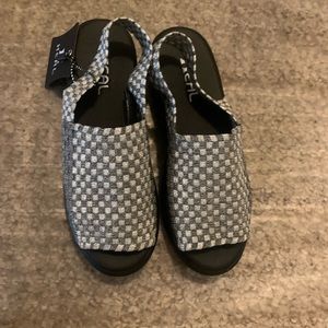 Women Heal USA Balboa Sandals